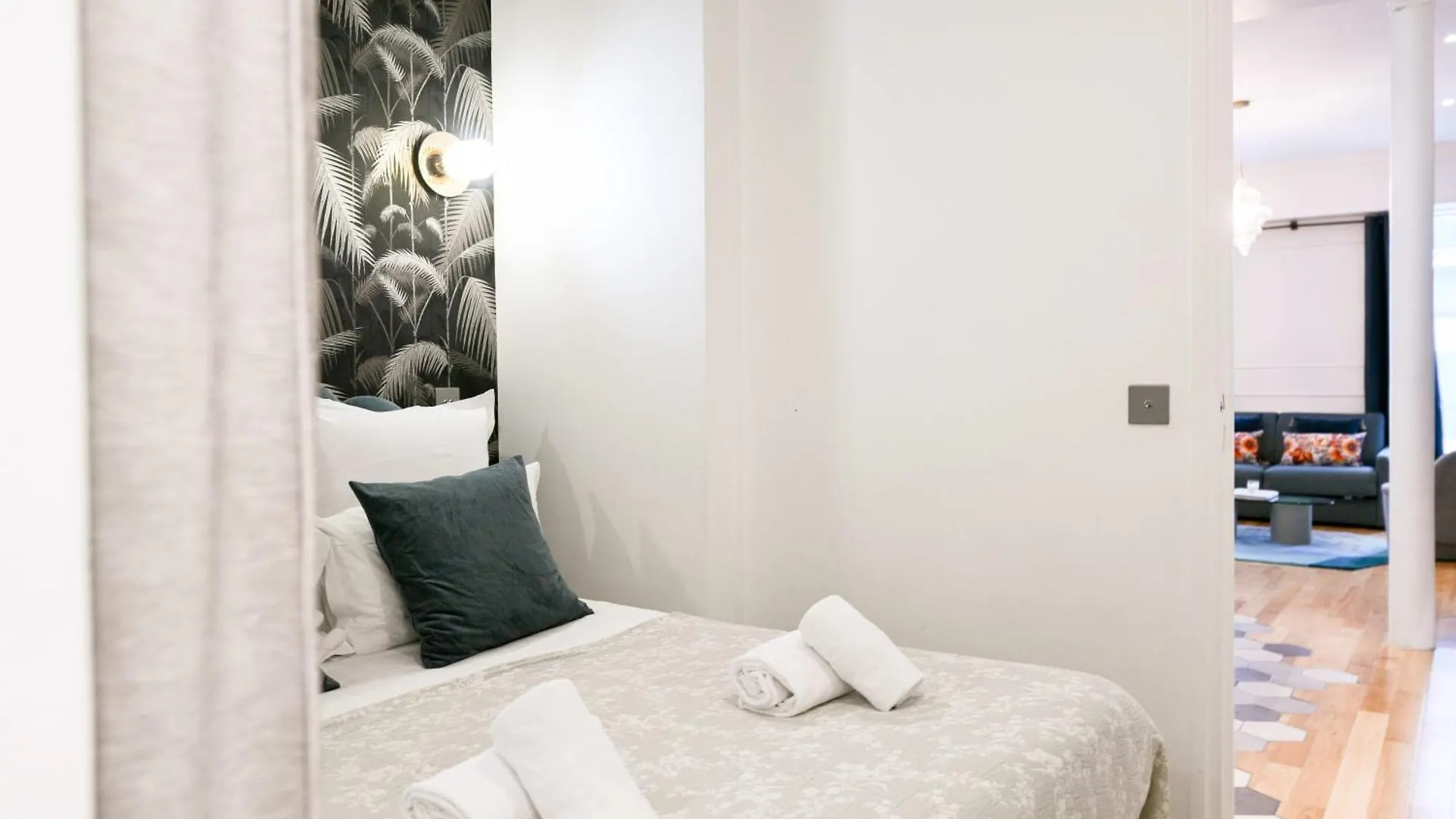 Apartment Le Marais Pl De La Bastille 3Bd 3Bth For 10 Guests Paris