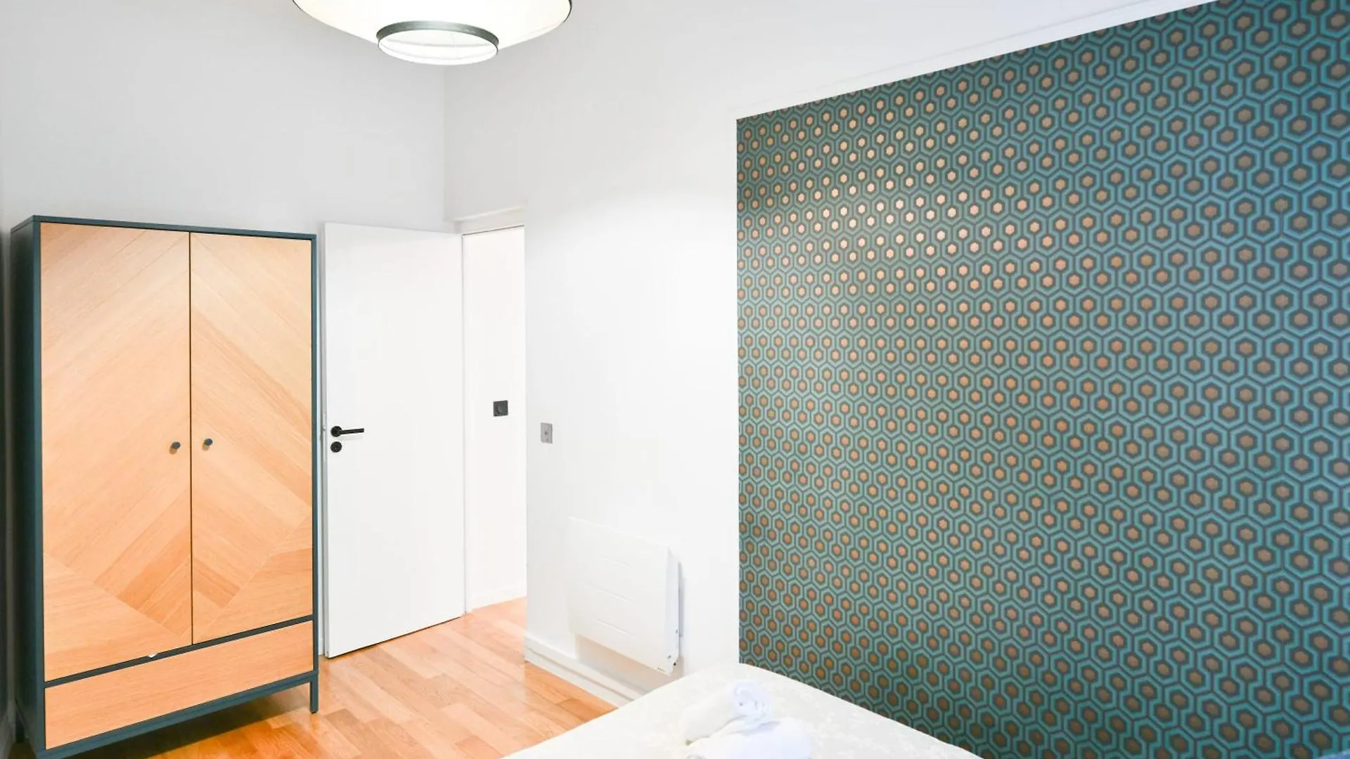 Le Marais Pl De La Bastille 3Bd 3Bth For 10 Guests Paris Apartment