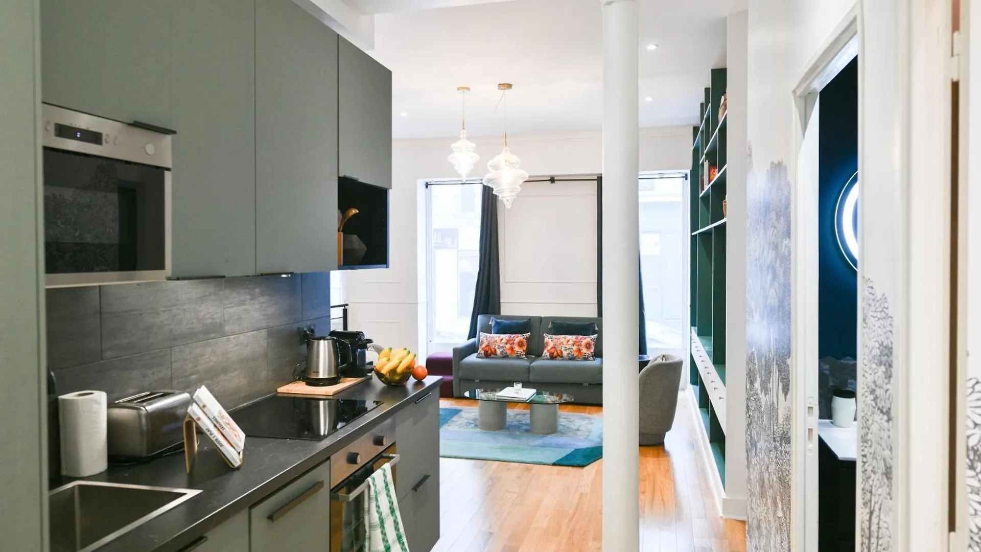 Apartment Le Marais Pl De La Bastille 3Bd 3Bth For 10 Guests Paris