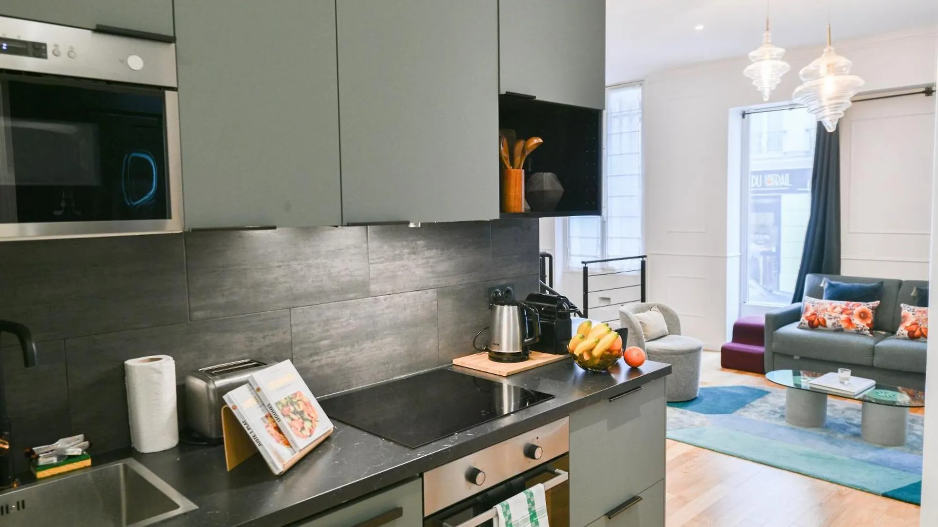 Apartment Le Marais Pl De La Bastille 3Bd 3Bth For 10 Guests Paris
