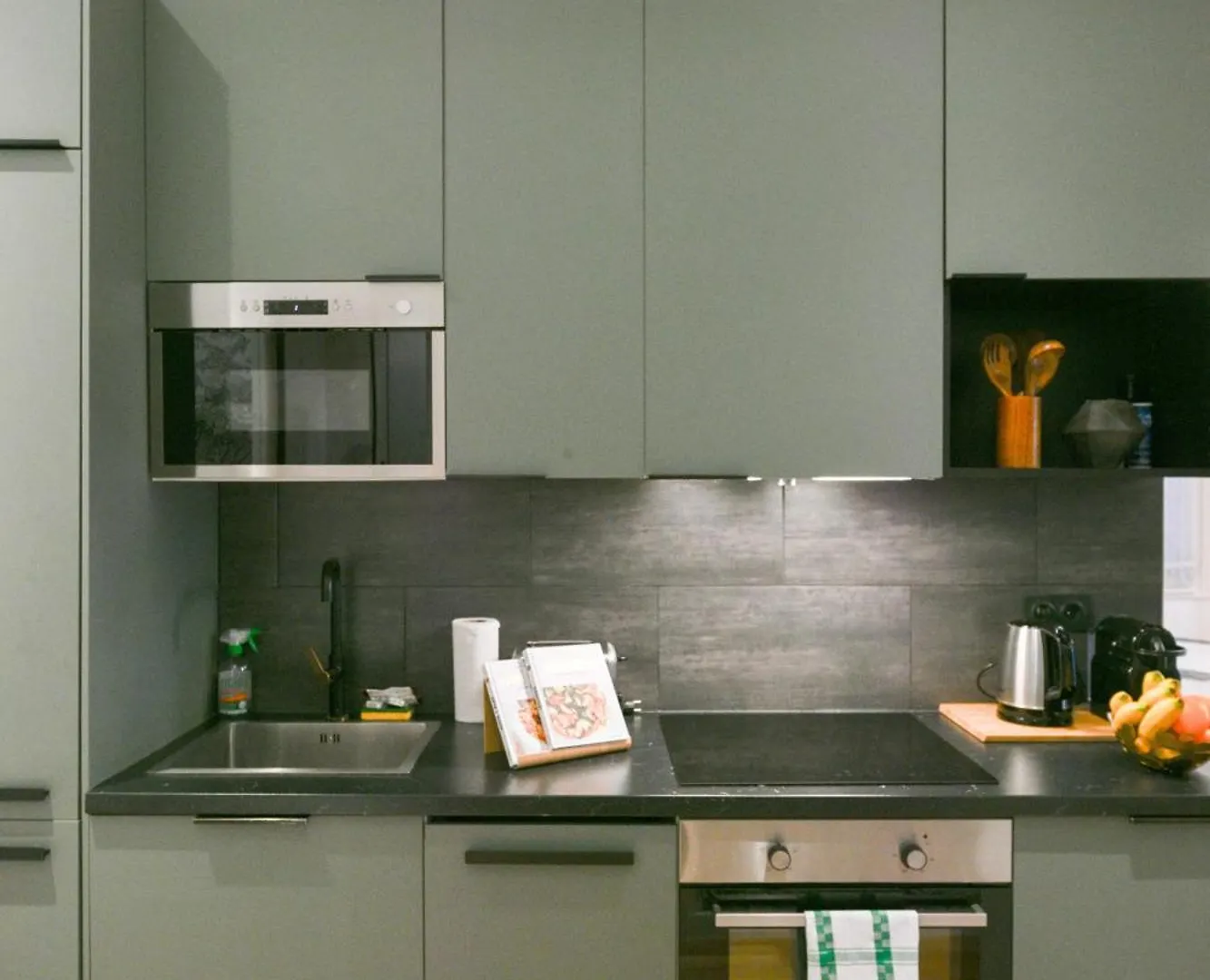 Apartment Le Marais Pl De La Bastille 3Bd 3Bth For 10 Guests Paris