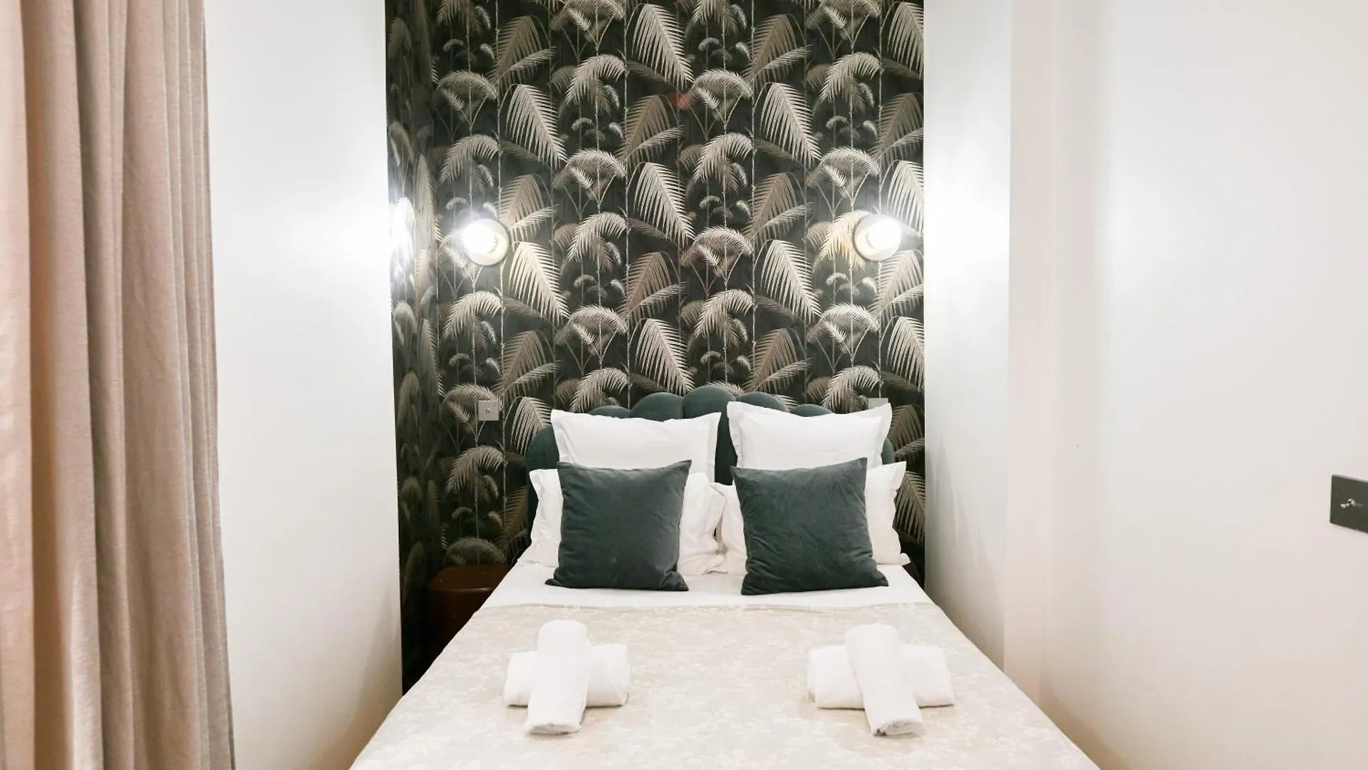 Apartment Le Marais Pl De La Bastille 3Bd 3Bth For 10 Guests Paris